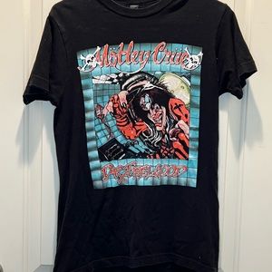Motley Crue shirt